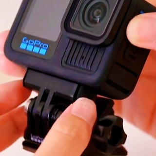 Action 5 Pro续航是GoPro三倍？2026年两大旗舰运动相机真实横评