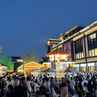 北京夜市杀疯了！老字号扎堆回归，日均10万人涌入，27万打卡的顶流市集赢麻了