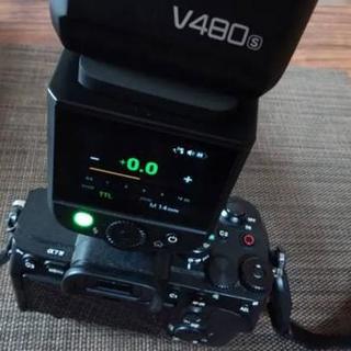 神牛V480/V850/V1 Mid怎么选？摄影老手用一文讲透差异