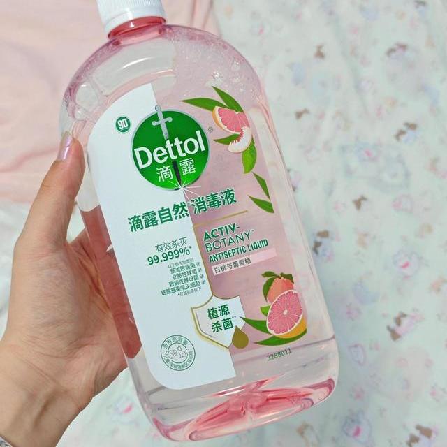 滴露自然消毒液深度测评：温和配方真的能杀菌99.999%？三条产品线怎么选
