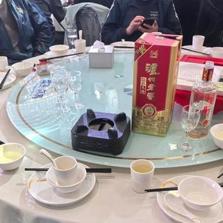 泸州老窖头曲怎么选？记住这句口诀：嫡系喝里子，STAR摆面子
