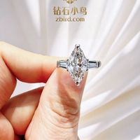 马眼形钻石凭啥稳坐“异形女王”？手型选对克拉翻倍，选错白花钱还显土