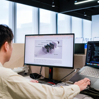 裸眼3D显示器终于能买了？这份选购指南收好