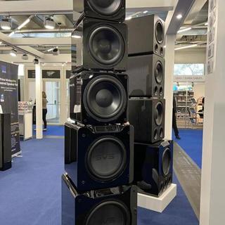砸了万把块音箱还是差点意思？低音炮才是家庭影院的关键