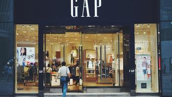 买衣服不用跳转了！Gap成首家在Gemini内提供即时结账的时尚品牌