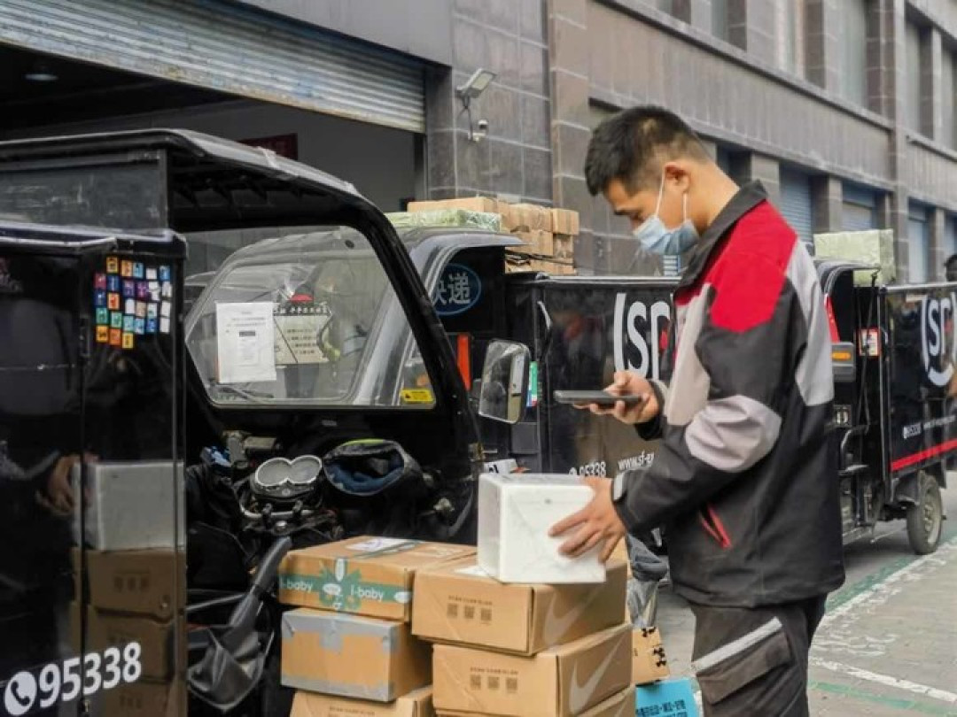2026 最值得期待的 AI 硬件,是卡片|AI 器物志