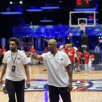 31人撑起半壁江山!保罗退役后才懂,他早把NBA变成自己训练营