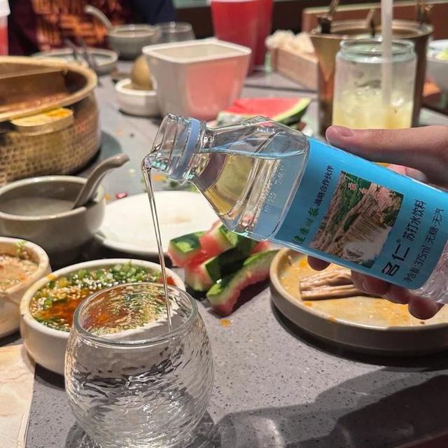 苏打水能解酒护胃？原来被骗了这么多年