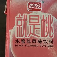 夏日清爽饮品，盼盼就是桃水蜜桃风味饮料
