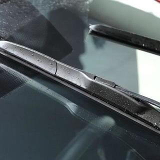 雨刮换了一副又一副，雨夜还是看不清？原来90%的车主都搞错了