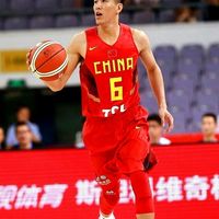 砍瓜切菜到原形毕露：外援大包大揽下，谁在废掉中国后卫？