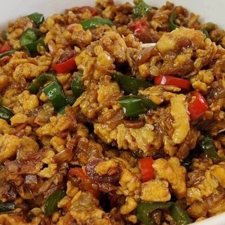 同样是拌饭酱，虎邦仲景鸡蛋酱到底选哪个？三步教你买对不踩雷