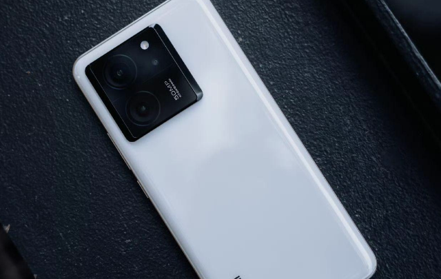 骁龙8 Gen2+24GB+1TB跌到1500块，荣耀90 GT性价比拉满但有个致命短板