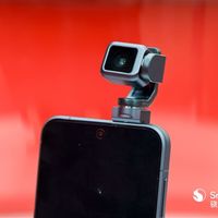 全球首款机器人手机！荣耀Robot Phone通过认证：8月发布
