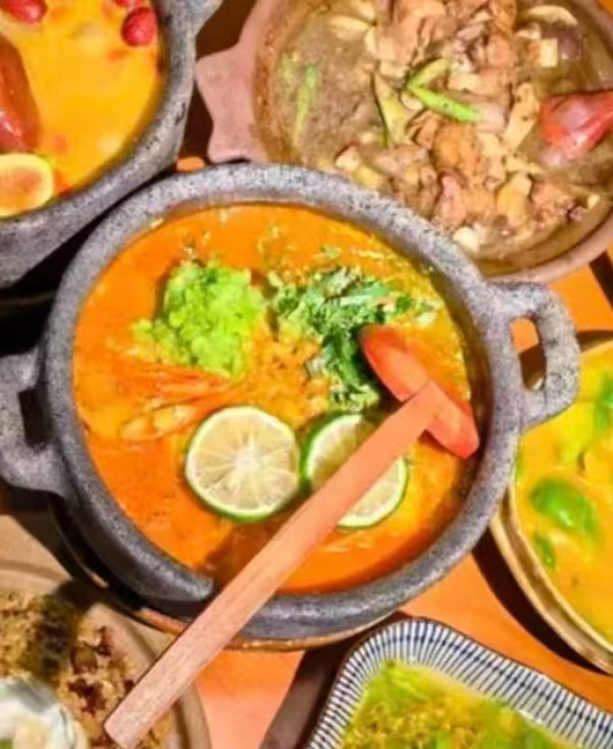 聚会餐饮