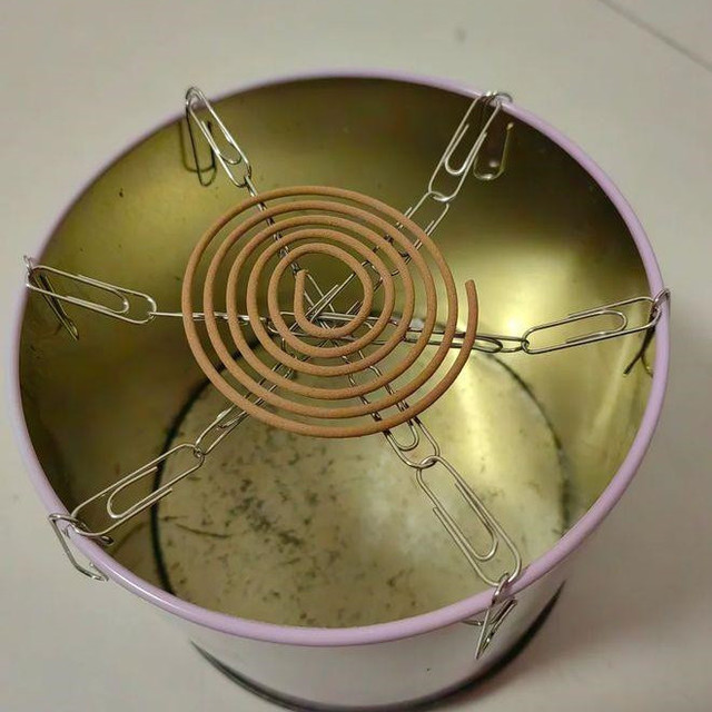 分享回形针的几个使用方法！换个思路以后，就能解决一些生活难题