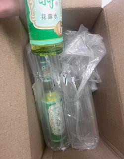 我的夏天日常好物：六神花露水