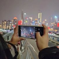 暗光拍摄终于不糊了！三星S26 Ultra用大光圈解决拍照痛点