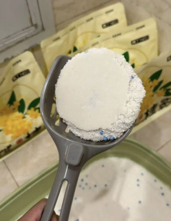 轻松搞定猫砂盆异味问题？