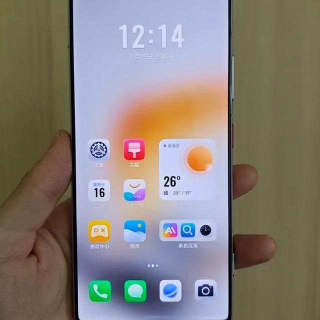 真全面屏手机值得买吗？不同需求的人答案完全不同