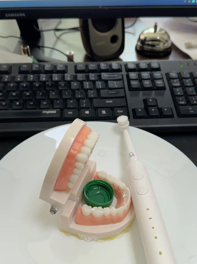 读齿一家360度旋转电动牙刷有什么特点？