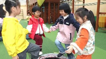 3岁孩子平衡车vs滑板车到底选哪个？看完不再纠结