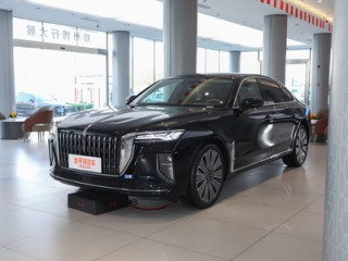 红旗H9与零跑C11的出行选择