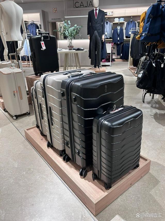 2026年箱包品牌选购攻略：品质出行行李箱推荐，解析高颜值的爱可乐王朝系列