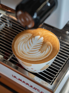 赚钱的意义就是每天回家做杯咖啡☕️