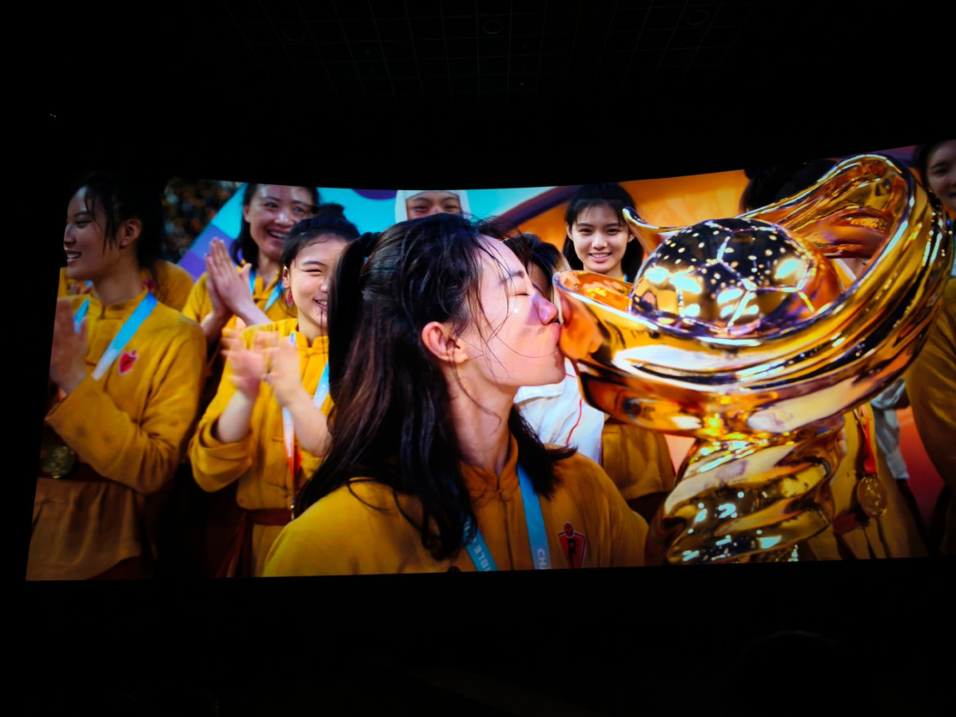功夫女足口碑两极分化：张小斐是喜剧天才还是用力过猛？