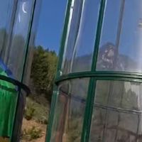 户外游乐场新选择：降落伞模拟器