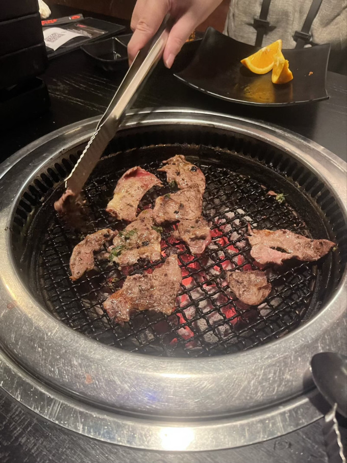 聚会餐饮