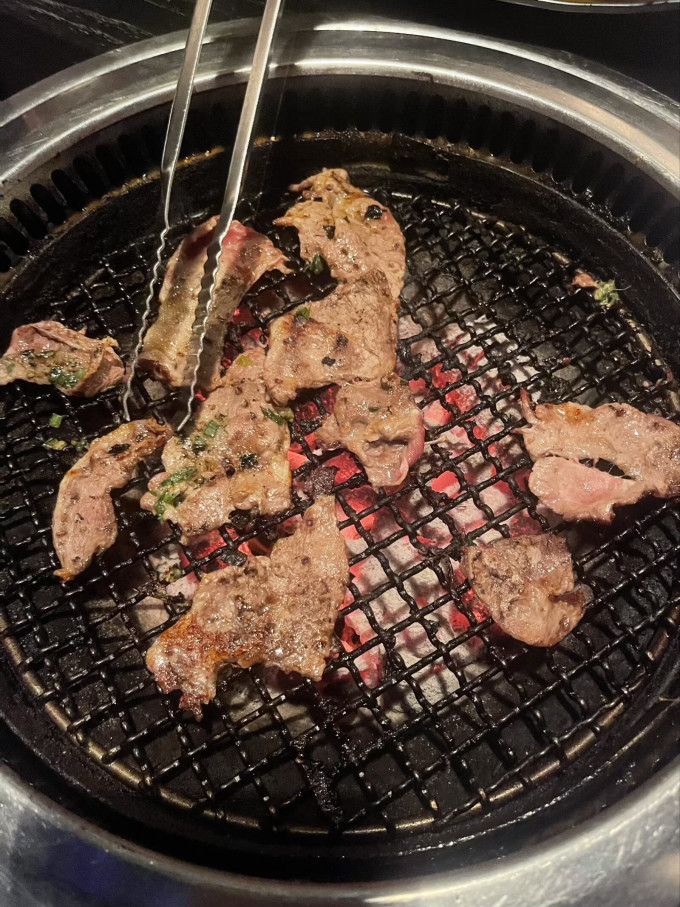 聚会餐饮