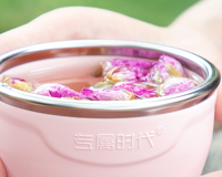 宝妈深度实测！食品级折叠水杯，孕期、带娃出行安心用