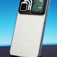 韩路上手荣耀机器人手机Robot Phone：有潜力成为自媒体神器