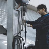 埃安三电终身质保暗藏5个门槛？车主实测：不懂这些规则电池坏了不赔