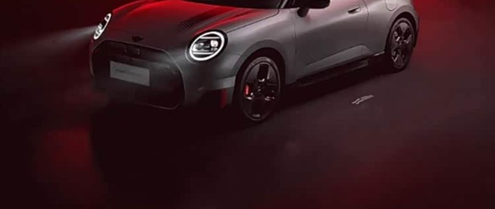 纯电还是燃油？MINI JCW两代车型核心差异一篇讲透