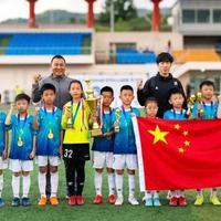10支U11球队上海激战！巴萨小将叫板恒大足校，谁是少年足球之王