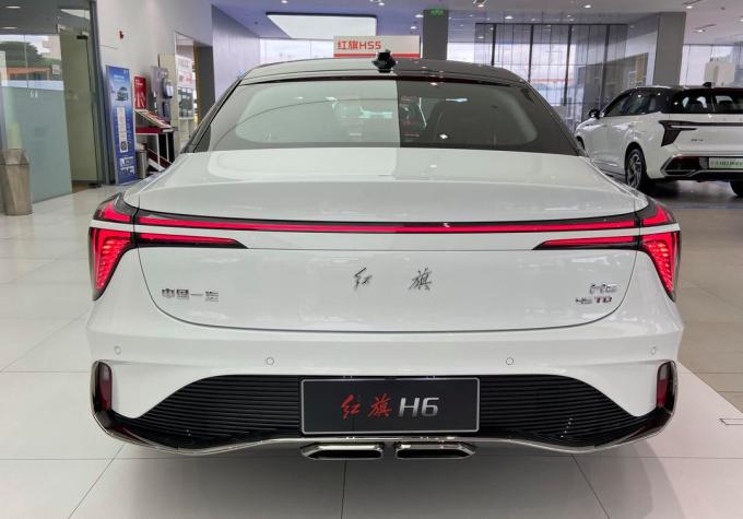 红旗轿车