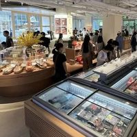 上万人打卡的东方甄选线下店值得逛吗？去完我劝你先冷静