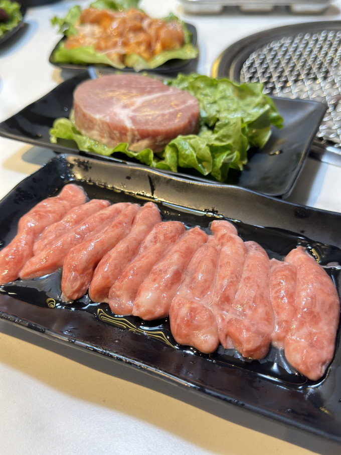 聚会餐饮
