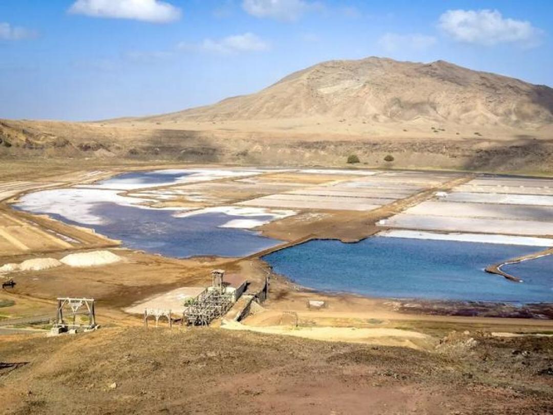 跟着杜克打卡佛得角:火山与沙滩之外,是No Stress的治愈生活