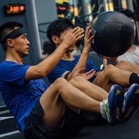 跟着AR解锁Hyrox南门新场地