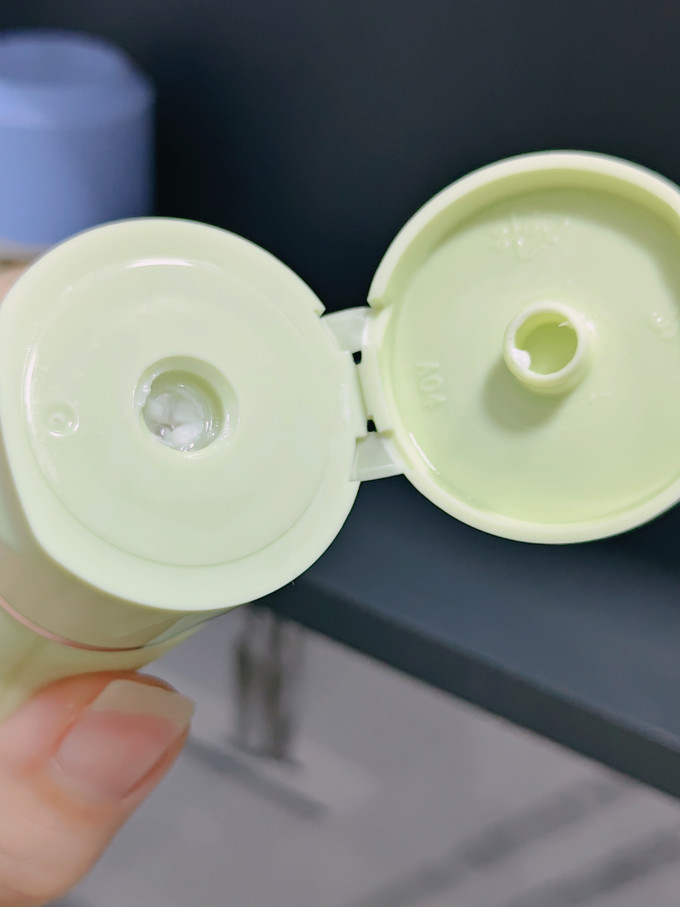 三式洁面产品