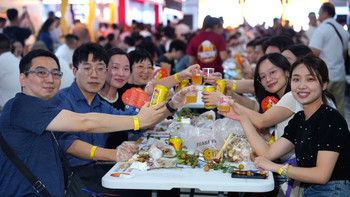 珠江啤酒把姜撞奶和五指毛桃做成啤酒了，老广DNA动了