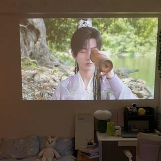 百元投影仪值不值？租房党追剧神器体验报告