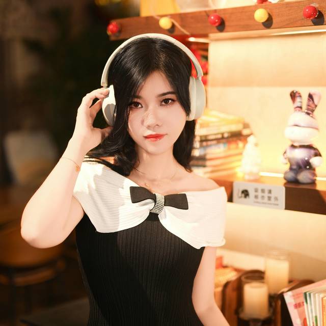 百元头戴耳机也有高级感？BOJ Aurora体验：轻、好看，还挺能打
