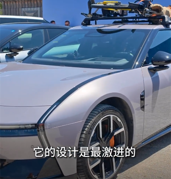 历时近两月 穿越欧亚大陆十国！中国留学生开小鹏P7从上海到英国上学