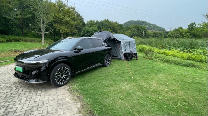 极氪新能源车