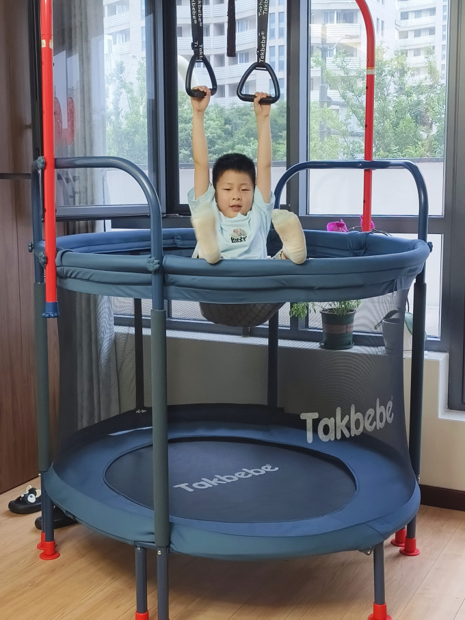塔克贝贝蹦床